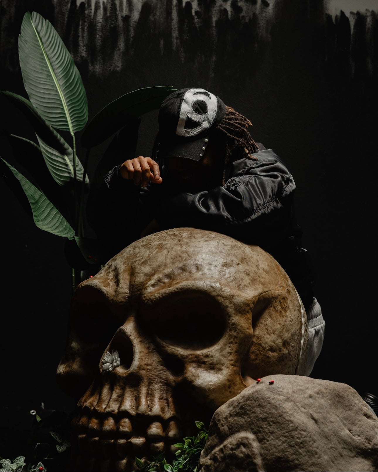 Pearled Raw Brim Logo Cap